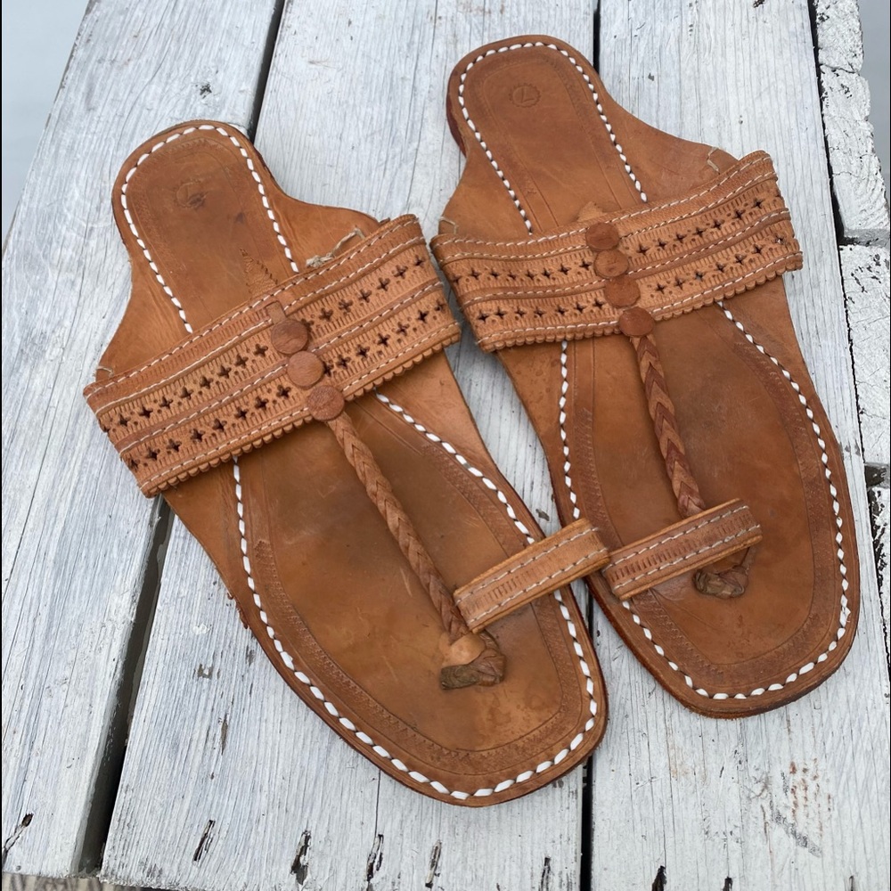 Traditional Handmade Indian Leather Buffalo Sandals Men’s 7 Women’s 9